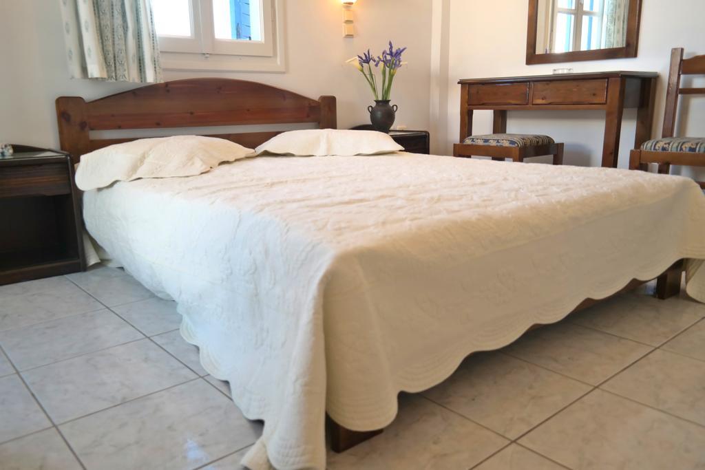 Mina's Studios in Naxos Island Agios Prokopios  Habitación foto